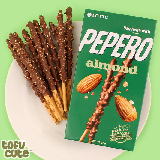 LOTTE Pepero biscotti sticks choccolato & Almond 32g